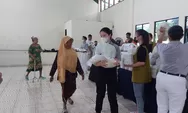 Budha Tzu Chi Bagikan 950 Paket Sembako kepada Lansia dan Dhuafa di Pejagalan, Jakarta Utara