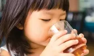 Apakah Minum Teh Memiliki Manfaat Bagi Tumbuh Kembang Anak? Yuk Bunda Cari Tahu Dampaknya!