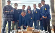 Hebat! Mahasiswa Hukum USM Bagikan 115 Nasi Kotak dan 100 Takjil Buatan Sendiri