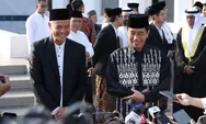 Sholat Idul FItri Bareng Ganjar Pranowo, Jokowi Kasih Kode Soal Cawapres