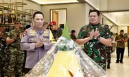 Di Hari Ulang Tahun Kapolri ke 54, Panglima TNI Berikan Surprise