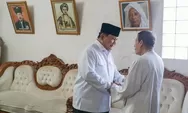 Sowan di Kediaman Habib Luthfi bin Yahya, Menhan Prabowo Subianto Berikan Hadiah Keris dan Koin