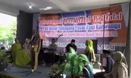 Begini Keseruan Halal Bihalal Emak-emak Pedagang Pasar Pagi Kaliwungu