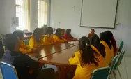 8 Mahasiswa Uncok Praktik Kerja di Diskominfo Lutra, Satu Orang Duta Kampus
