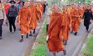 32 Biksu yang Melakukan Tradisi Thudong Tiba di Indonesia, Biksu: Warga Indonesia Terlalu Baik