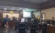 Lukas Enembe disidang di Pengadilan Tipikor Jakarta, didakwa terima suap dan gratifikasi Rp 46,8 miliar