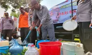 Warga Mulai Kesulitan Air Bersih, Polres Kendal Droping 2 Truk Tangki