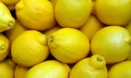 Tips Menghilangkan Ketombe Mengganggu dengan Menggunakan Lemon yang Asam