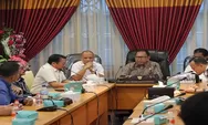 Full Team! Anggota Dewan Datangi Ketua DPRD SU: 100 Km Jalan di Nias Barat Rusak Berat Berdampak Ini