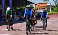 Balap Sepeda Debut di Pornas Korpri XVI, Sekda Pemprov Jateng Sumarno Ikut Adu Cepat