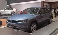 Melihat dari dekat mobil listrik Mazda MX-30, yang diklaim miliki inovasi teknologi terbaru