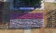 Apel Gerakan Pembagian Bendera, Pelajar SMAN 1 Batang Berhasil Bentuk Formasi Merah Putih