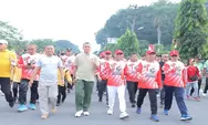 Meriahkan HUT ke 78 RI, Bupati Asahan Lepas Ribuan Peserta Gerak Jalan Santai