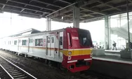 PT KCI : Antrean Penumpang KRL karena Terapkan Jaga Jarak