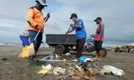 Wisatawan Tak Nyaman Sampah Berserakan di Pantai Parangtritis