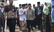 Sambut Wapres, Wihaji Kenakan Sarung Rifaiyah
