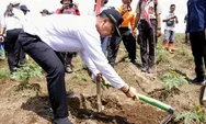 Tanam Ribuan Bibit Pohon, HM Hartopo Ajak Hijaukan Pegunungan Patiayam