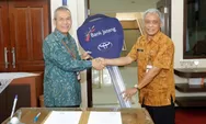 Bank Jateng Serahkan Bantuan Mobil Operasional ke Disdikbud Jateng