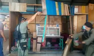 Lapak Pasar Jadi Tempat Tinggal Liar Dibongkar Satpol PP Kota Semarang