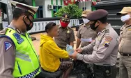 Operasi Yustisi Prokes, Petugas Tangkap Basah Remaja Bawa Minuman Keras Jenis Ciu