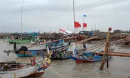 60 Perahu Nelayan Tambaklorok Rusak Diterjang Ombak