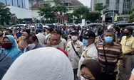 Antrean Sentra Vaksinasi Gradhika Malah Bikin Kerumunan, Satpol PP Kota Semarang Bertindak