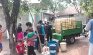 Kemarau Panjang "Karang Taruna Desa Cogreg" Bagikan Air Bersih
