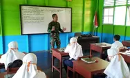 Satgas TMMD Ajarkan Dua Bahasa Asing ke Pelajar SMP 3 Pulau Hanaut