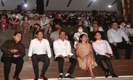 Presiden Jokowi dan Menteri Erick Thohir Nonton Live Musik di Sarinah