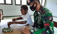 Metode Hitung Batu, Cara Efektif Satgas Yonif MR 413 Kostrad Ajarkan Siswa Papua Berhitung