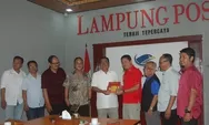 Bertukar Informasi KR-Lampung Post, Jaga Eksistensi dengan Perkaya Inovasi