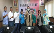 Alumni Satas 90' Serahkan APD