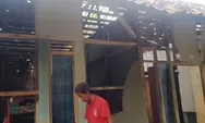 Petir Menyambar Rumah Milik Warga di Ciamis, Atap Rumahnya Hancur