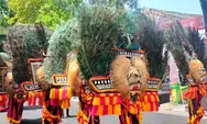 Parade Reog Ponorogo Pikat Penonton Karnaval Kulon Progo