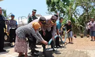 Polres Gunungkidul Bantu Air Bersih di Kapanewon Paliyan Terkait HUT ke 72 Humas Polri