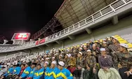 Ribuan Santri Jawa Timur Saksikan Langsung Pertandingan Timnas Indonesia vs Turkmenistan di Gelora Bung Tomo