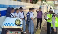 Polisi Amankan Konvoi Pelajar, Temukan Senjata Tajam di Grogol Jakbar