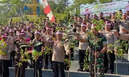 Penghijuan Kawasan Air Bersih, Polda Jateng Tanam Bibit Pohon