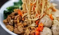 7 Warung Mie Ayam Jakarta Paling Enak di Semarang, Seporsi Berisi Potongan Ayam Melimpah
