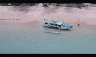 Unik! Pantai di Indonesia Ini Punya Pasir Warna Pink