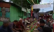 Nasi Soto, menu spesial yang disajikan BKM masjid Jamik Belawan Medan untuk berbuka puasa