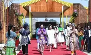 Iriana Joko Widodo Ajak Istri Pemimpin ASEAN Keliling di TMII Archipelago