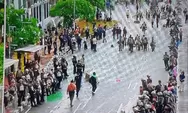 Demonstrasi 28 Agustus: Massa Blokade Jalan Tol Dalam Kota Depan DPR