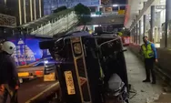 Kecelakaan Lalu Lintas di Jalan Gatot Subroto, Pikap Terbalik dan Motor Masuk ke dalam Kabin Mobil