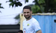 Bidik Kemenangan atas Borneo FC, Sepupu Pilar Andalan Liverpool Alexis Mac Allister Serukan Bobotoh Penuhi GBLA