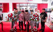 Resmikan Koperasi Merah Putih Tukangkayu, Menkop Ferry Juliantono Harap Banyuwangi Jadi Rujukan Nasional