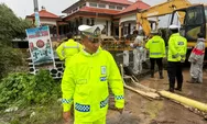 Satlantas Polresta Pati Sigap Amankan Lalu Lintas Usai Cuaca Ekstrem