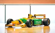 Mobil Benetton B192 Michael Schumacher di Formula 1 Dilelang Tembus Rp166 Miliar