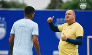 Bojan Hodak Atur Ritme Latihan, Ramadan Bukan Halangan Persib Jaga Performa Pemain