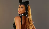 Pacar Vinicius Jr Berdandan sebagai Kucing Seksi dengan Kalung Bertuliskan Namanya saat Karnaval